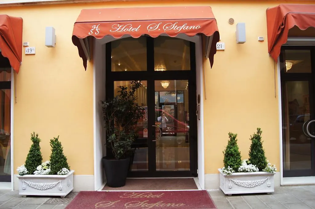 Hotel Santo Stefano Ferrara